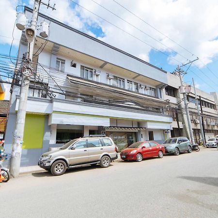 Reddoorz Plus Near San Pedro Cathedral Davao City Екстериор снимка