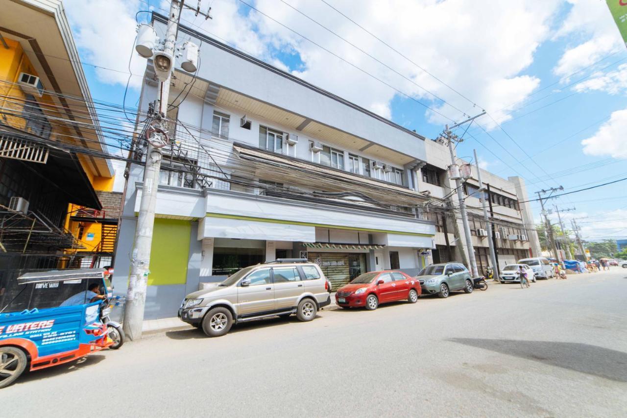 Reddoorz Plus Near San Pedro Cathedral Davao City Екстериор снимка