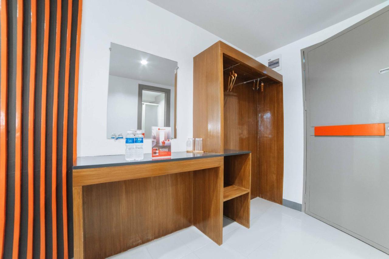 Reddoorz Plus Near San Pedro Cathedral Davao City Екстериор снимка