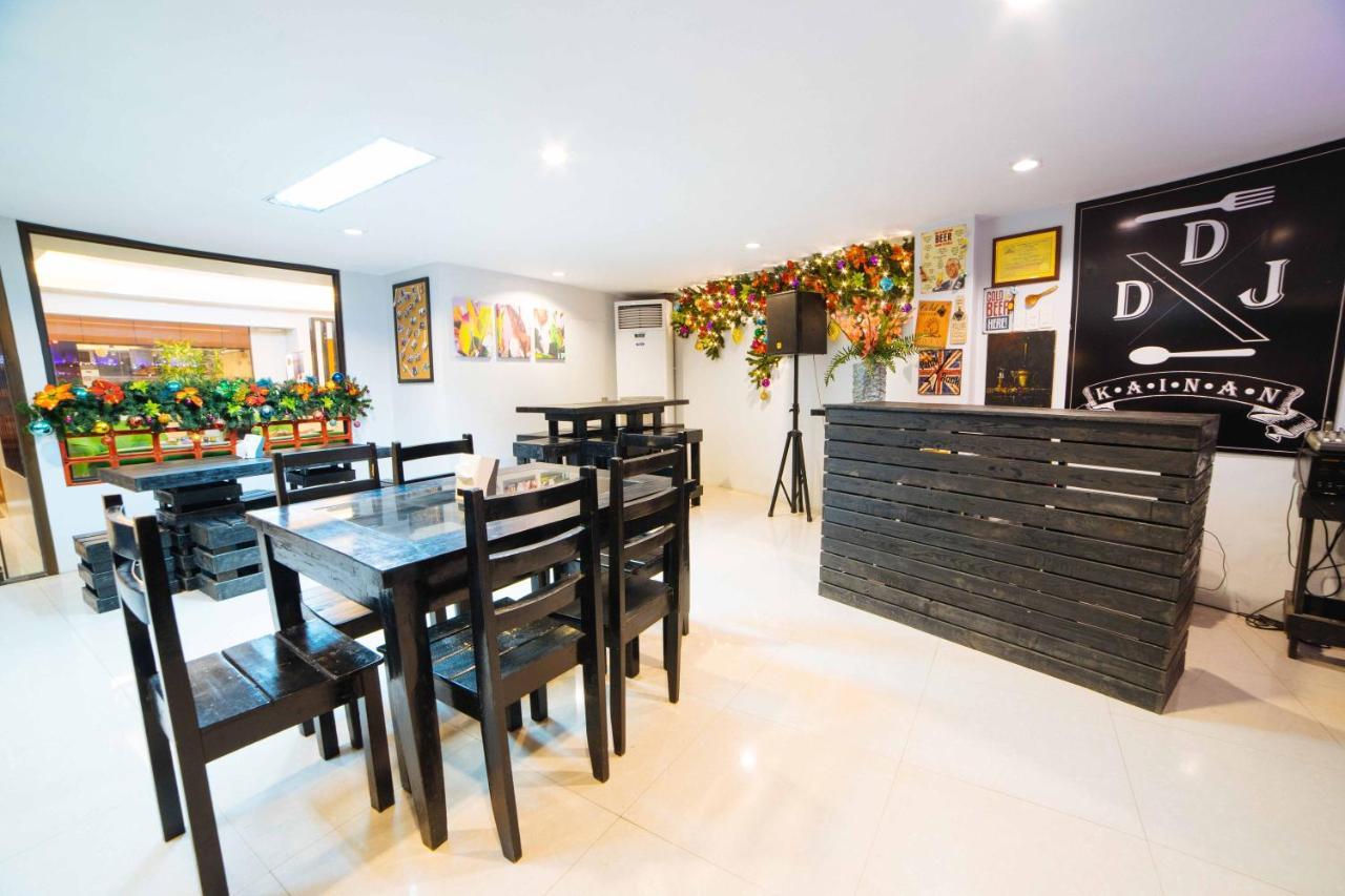 Reddoorz Plus Near San Pedro Cathedral Davao City Екстериор снимка